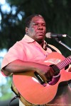 Vusi Mahlasela